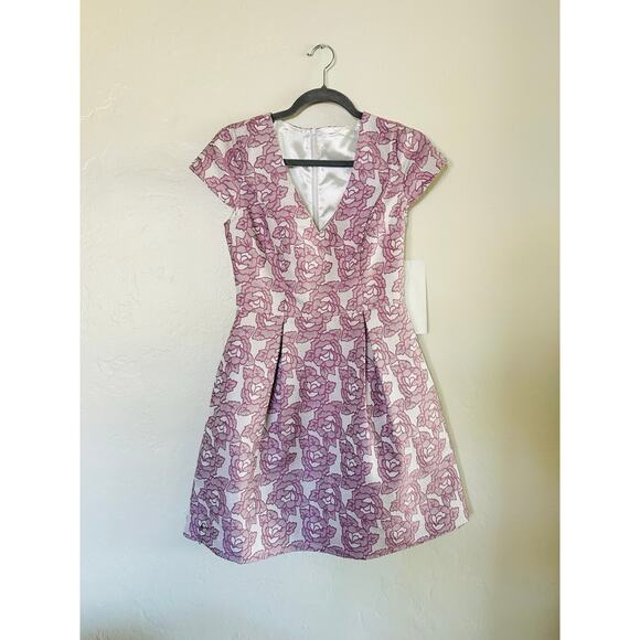 Lulus Purple V-neck dress - Picture 5 of 5